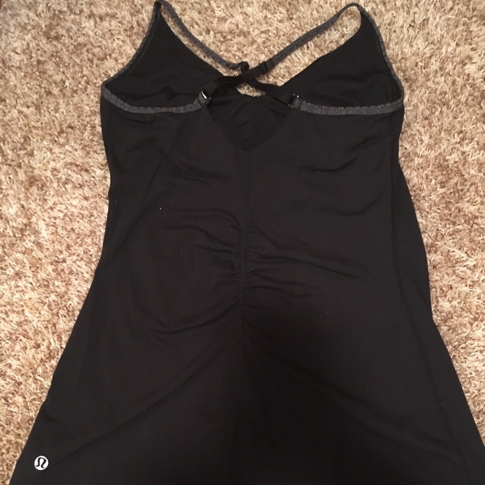 Lulu lemon work out top